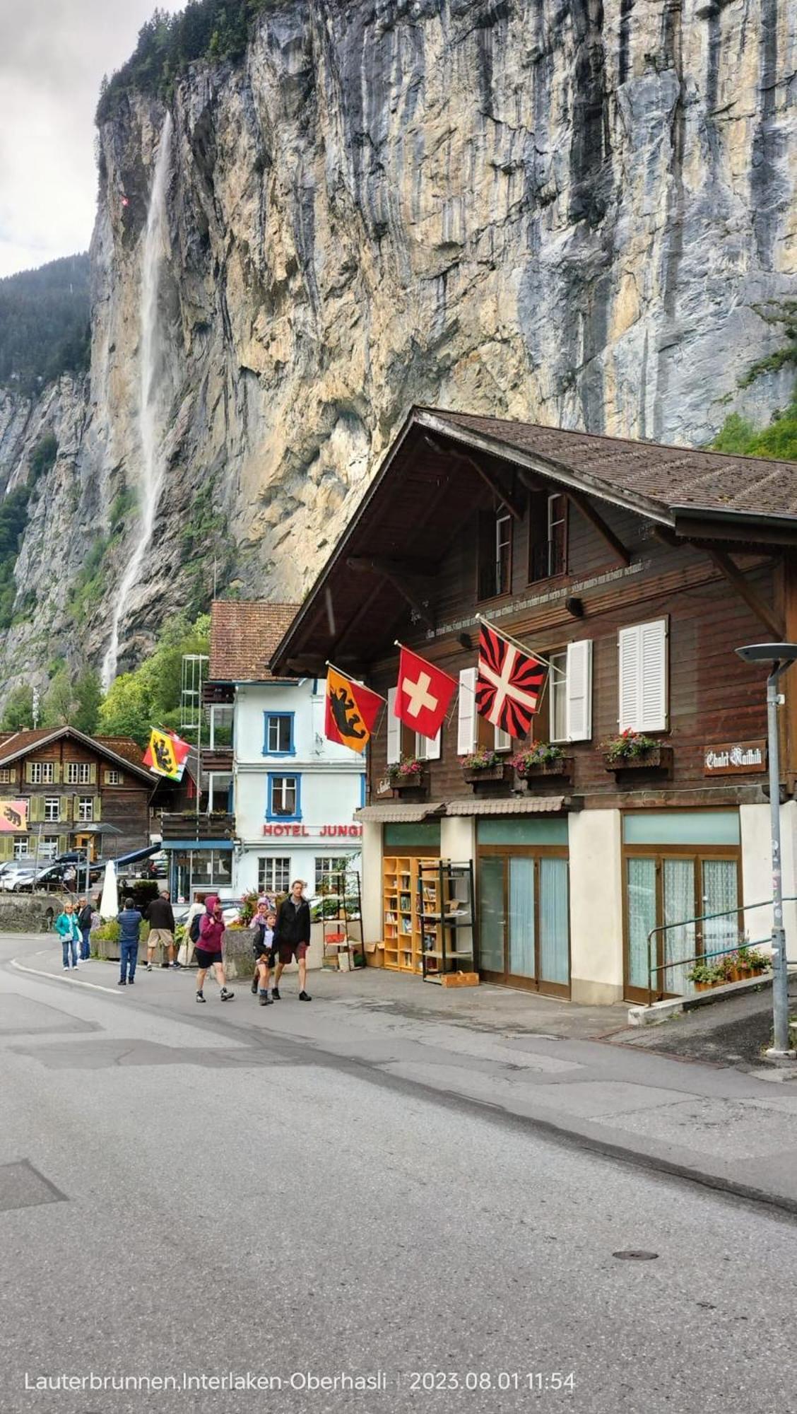 Chalet Maithili Lauterbrunnen -152-Year-Old Majestic Chalet Exterior foto